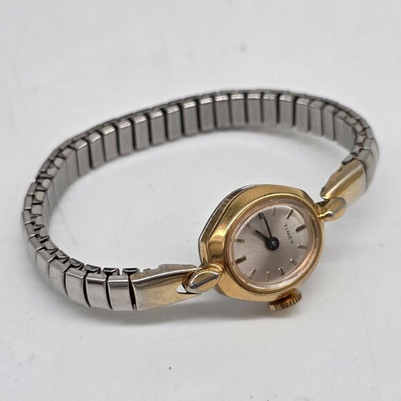 Vintage Timex Womens Two-Tone Stretch Band Watch Wind Up Quartz Working - Picture 3 of 9
